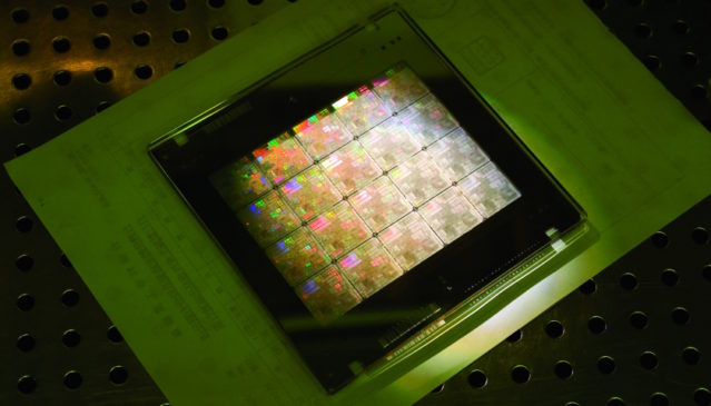 Nvidia oznamuje nástroj pro výpočetní litografii cuLitho, který používá výrobce čipů TSMC