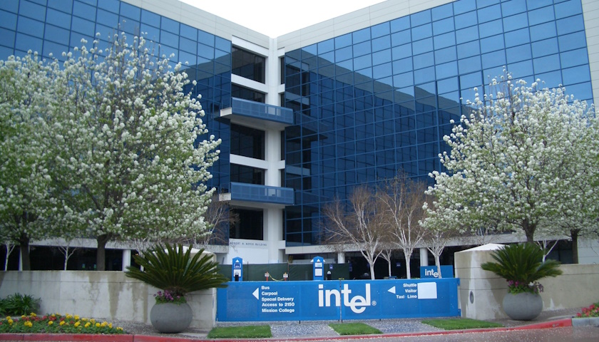Intel budova