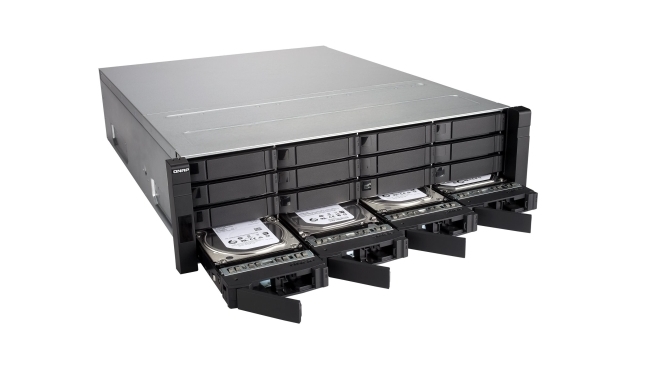 NAS QNAP ES1640dc v2